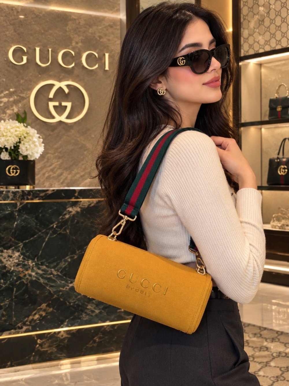 Gucci - Picture 2 of 15